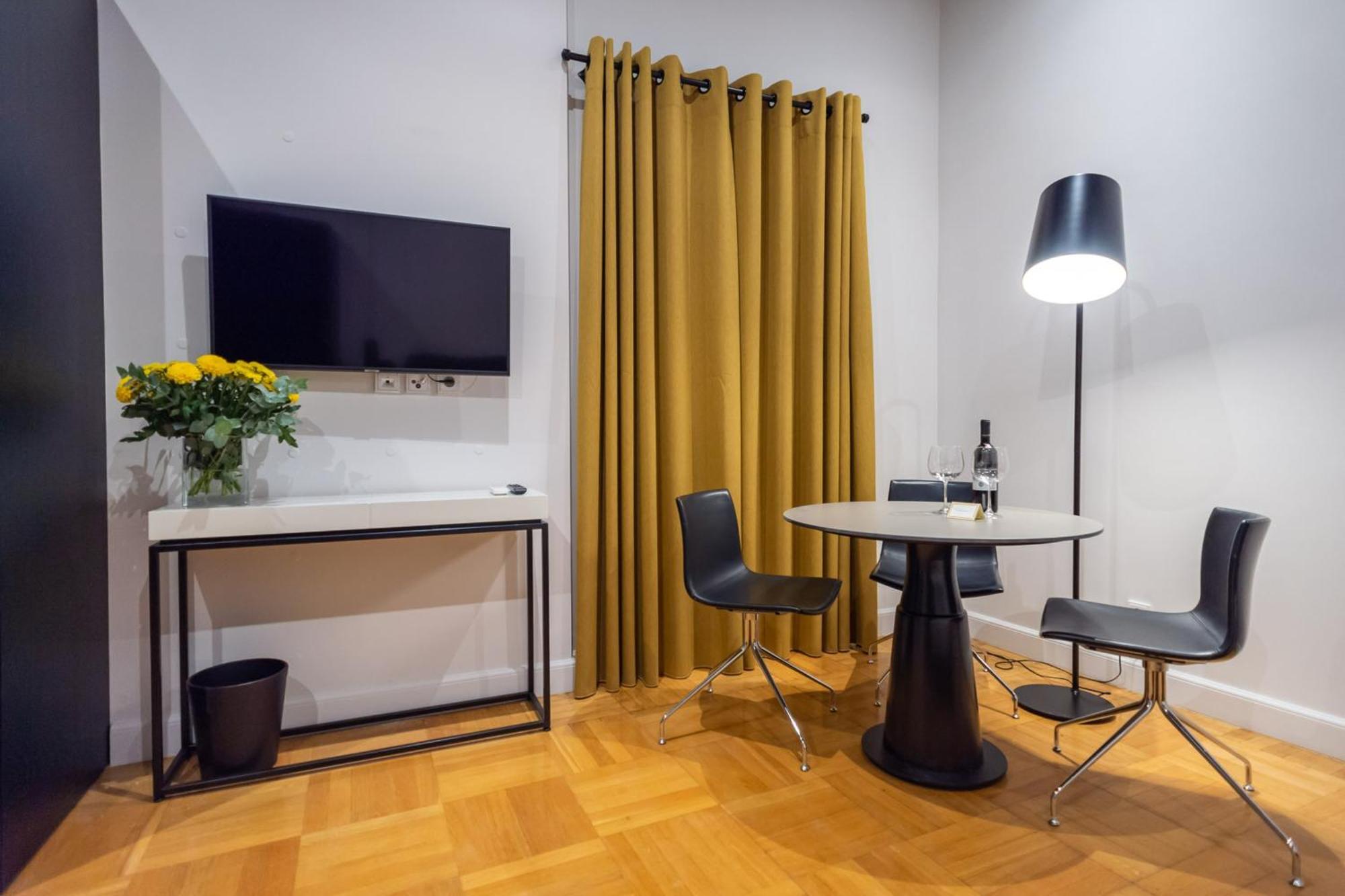 33Solonossuites 雅典 客房 照片